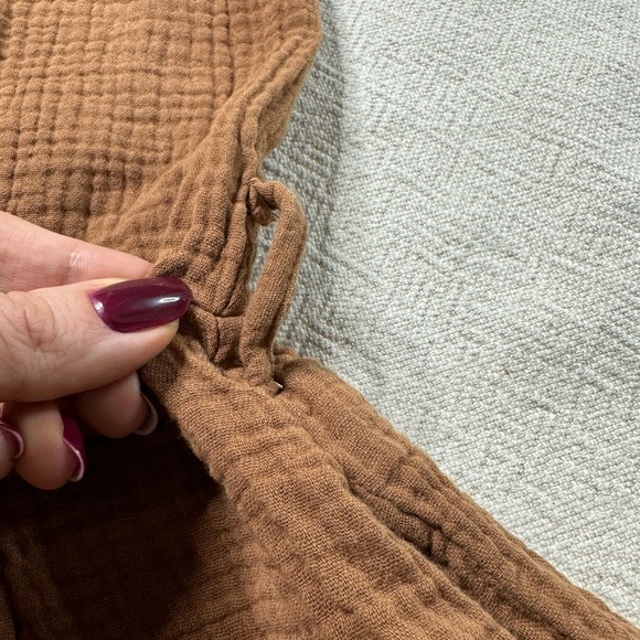 Grade & Gather Cinnamon Brown Gauze Romper S - Picture 8 of 10